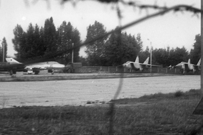 MiG-25.jpg
