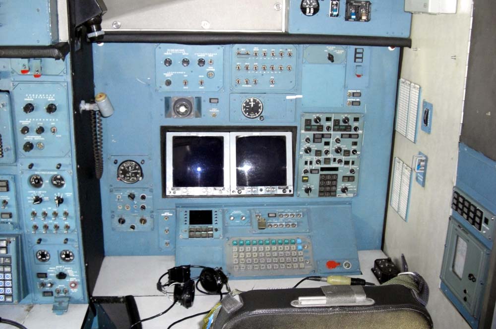 An-70_cockpit.jpeg