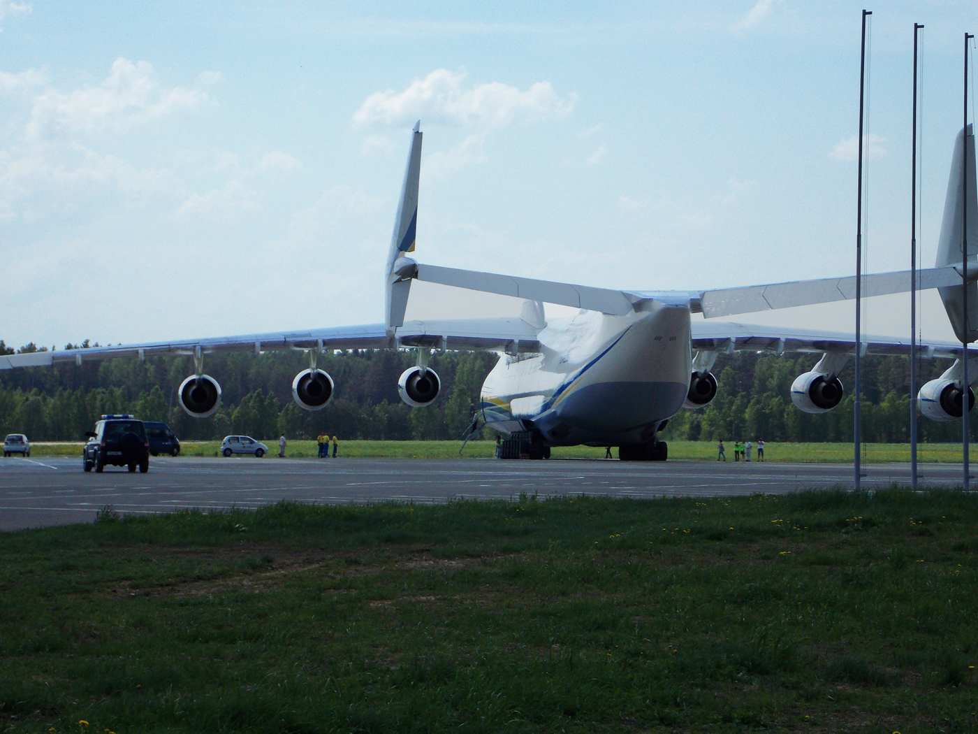 An-225_Minsk.jpeg